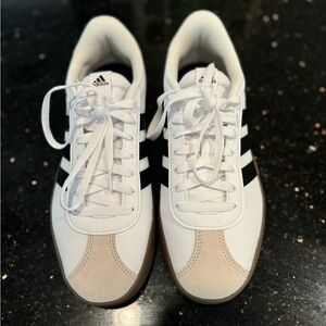 Adidas VL Court 3.0 - BRAND NEW NEVER WORN